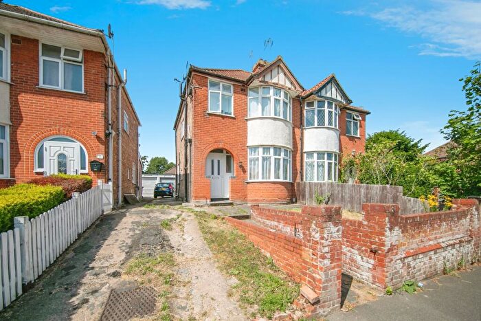 3 Bedroom Semi-Detached House For Sale In Lavenham Road, Ipswich, Suffolk, IP2