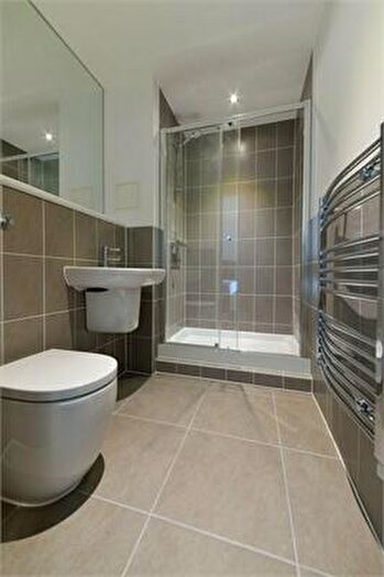2 Bedroom Apartment To Rent In Ferry Court, Cardiff, CF11