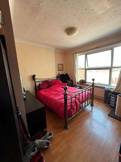 1 Bedroom Flat For Sale In Upper Norwich Road, Bournemouth, Dorset, BH2