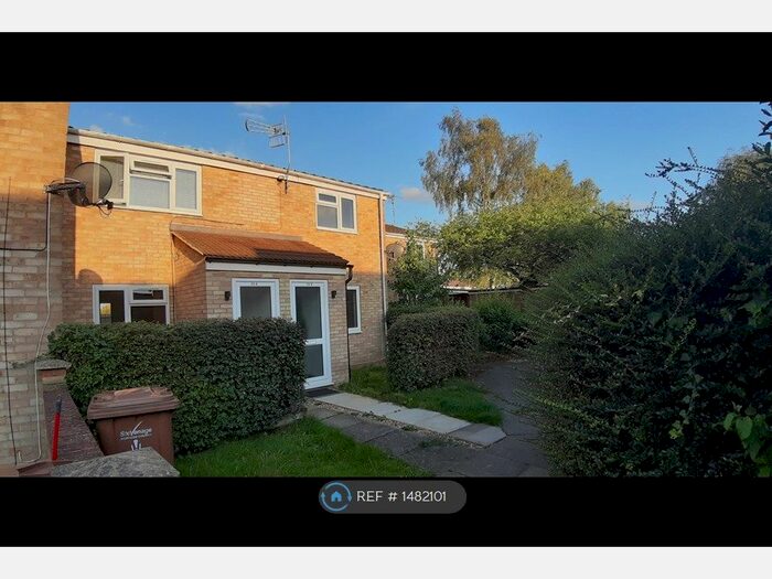 2 Bedroom Maisonette To Rent In Chester Road, Stevenage, SG1