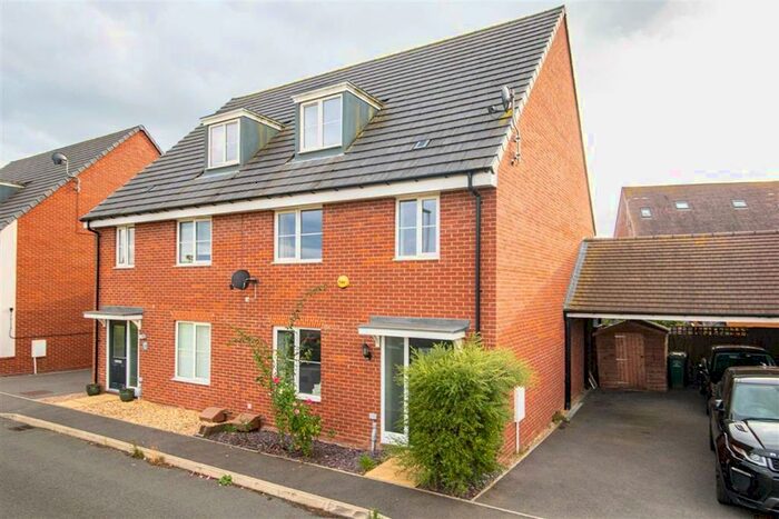 4 Bedroom Semi-Detached House To Rent In Antigua Way, Newton Leys, Milton Keynes, MK3