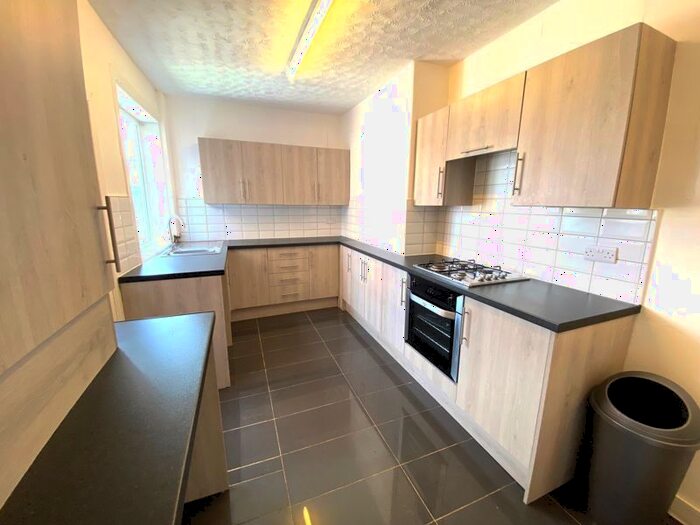 3 Bedroom Terraced House To Rent In Grange Street, Salford, M6