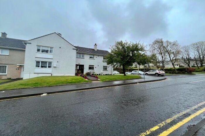 2 Bedroom Flat To Rent In Winnipeg Drive, Glasgow, G75