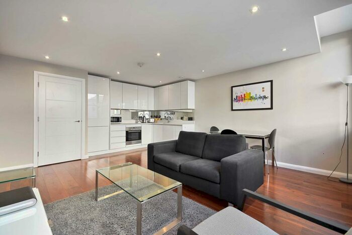 1 Bedroom Apartment To Rent In Breams Building, London, EC4A