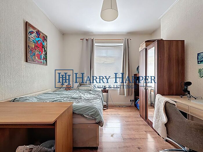 2 Bedroom Flat To Rent In Cathays Terrace, Cathays, CF24