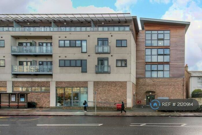 1 Bedroom Flat To Rent In Lee High Road, Lewisham, SE13