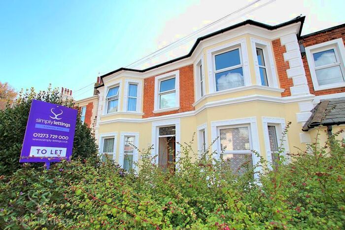 3 Bedroom Property To Rent In Winchester Road, Worthing, BN11
