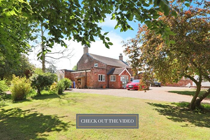 3 Bedroom Detached House For Sale In Elstronwick, East Riding Of Yorkshire, HU12