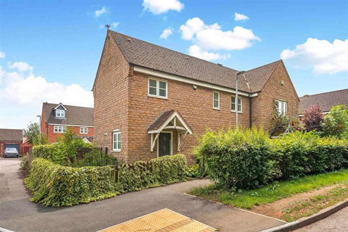 3 Bedroom Semi-Detached House For Sale In Thenford Road, Middleton Cheney, Banbury, OX17