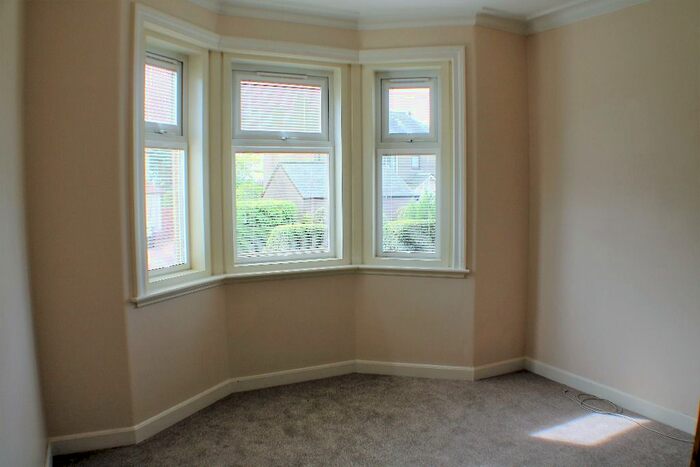 3 Bedroom Bungalow To Rent In Pitbauchlie Bank, Dunfermline, Fife, KY11