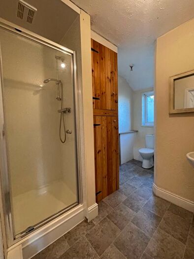 1 Bedroom Flat To Rent In Chestnut Avenue, Torquay, TQ2