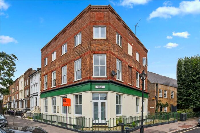 1 Bedroom Flat To Rent In Taverners Court, Grove Road, London, E3