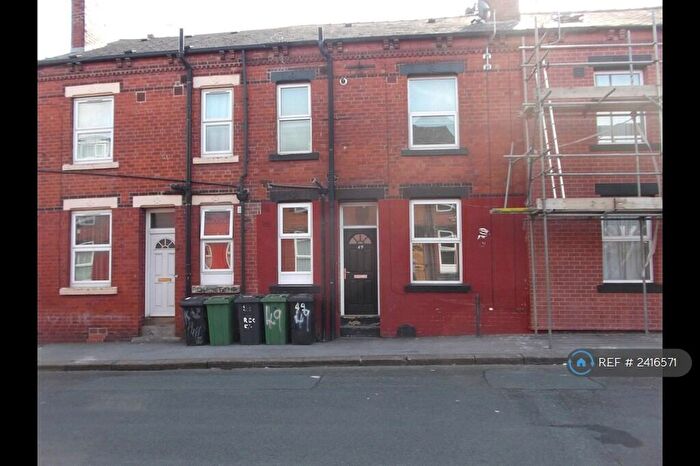 1 Bedroom Terraced House To Rent In Recreation Street, Leeds, LS11