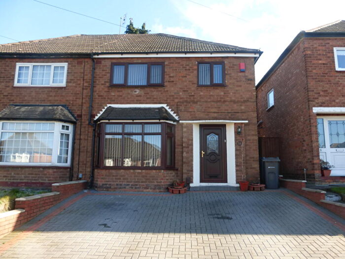 3 Bedroom Semi-Detached House To Rent In Craythorne Avenue, Birmingham, B20