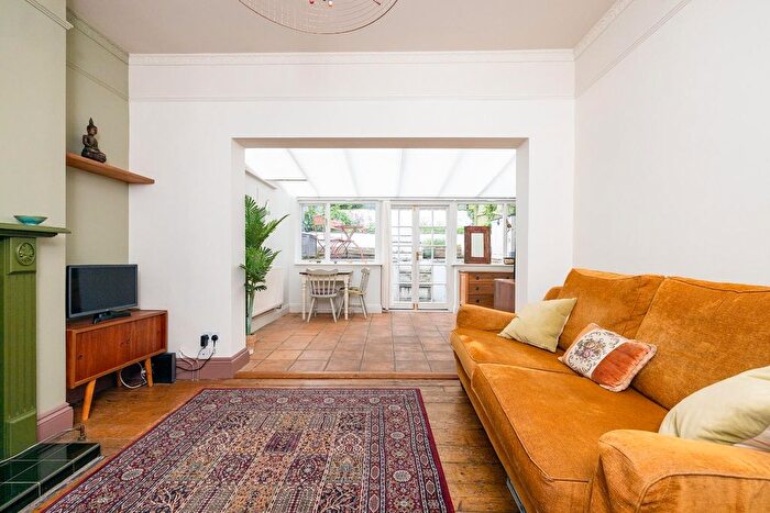 3 Bedroom Semi-Detached House For Sale In North Road, St. Andrews, BS6