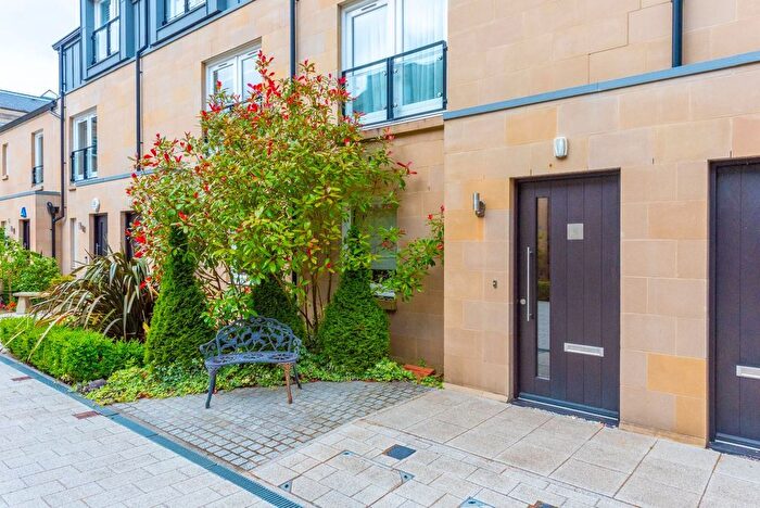 4 Bedroom Terraced House To Rent In Larkfield Gardens, Trinity, Edinburgh, EH5
