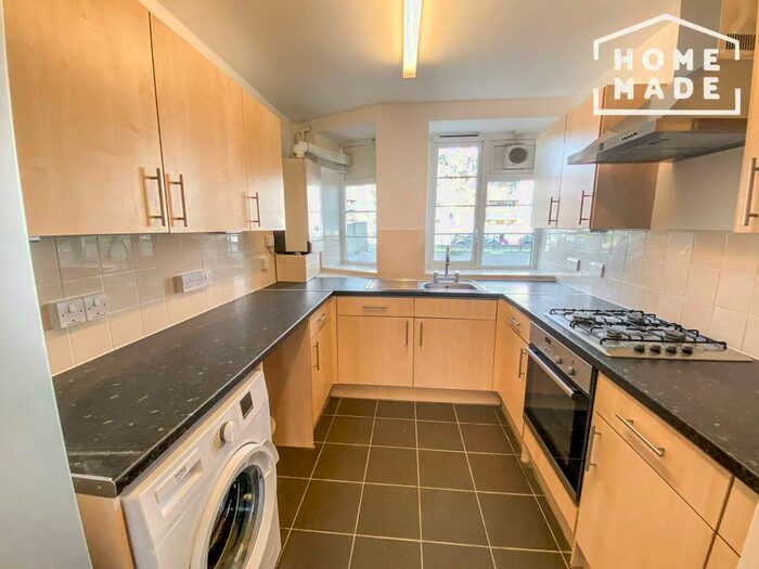 4 Bedroom Flat To Rent In Frampton Park Road, Hackney, E9