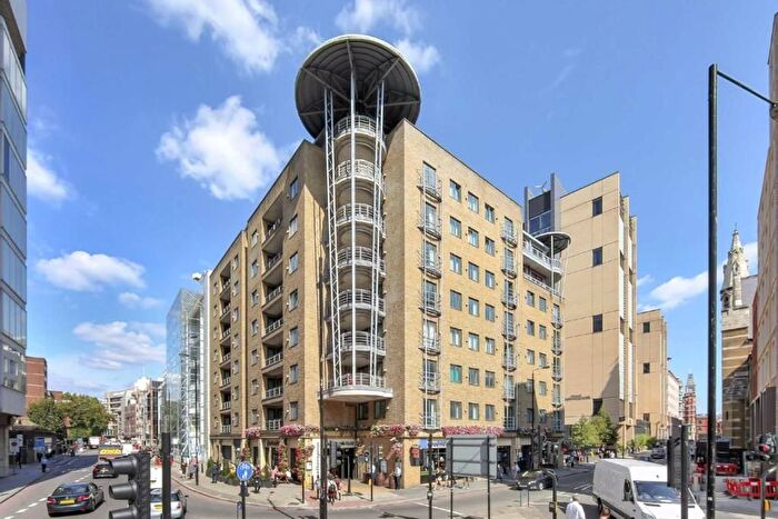 2 Bedroom Flat To Rent In Mansell Street, London, E1