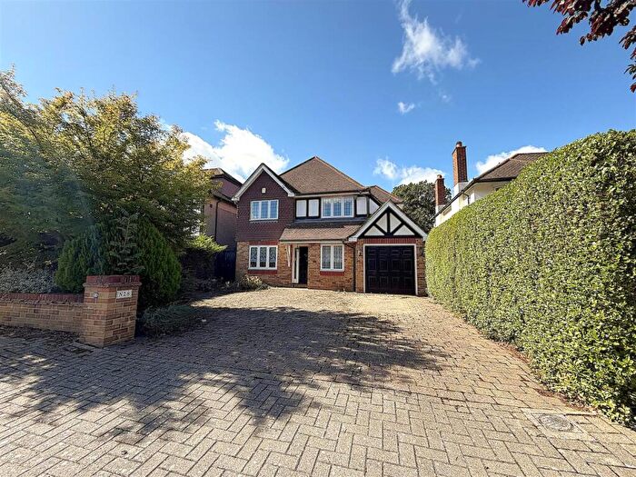 4 Bedroom House For Sale In Woodmere Way, Beckenham, BR3