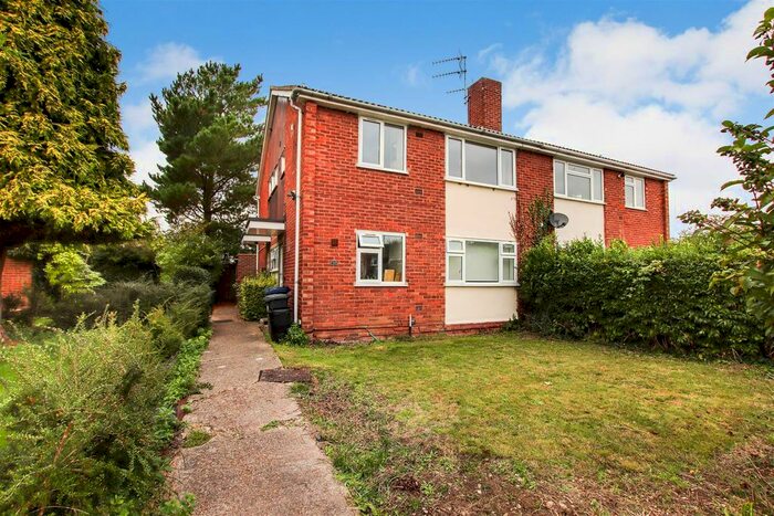 2 Bedroom Flat To Rent In Chatsworth Avenue, Cambridge, CB4