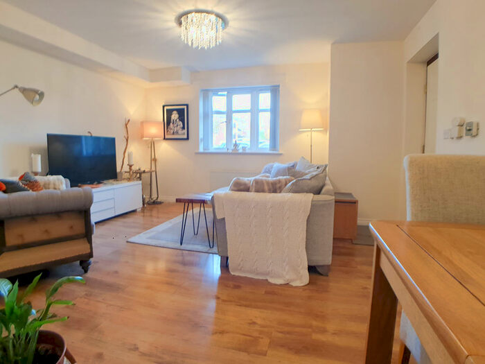 1 Bedroom Apartment To Rent In Haunch Close, Birmingham, B13