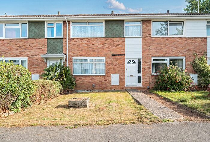 3 Bedroom Terraced House For Sale In Harescombe, Yate, Bristol, Gloucestershire, BS37