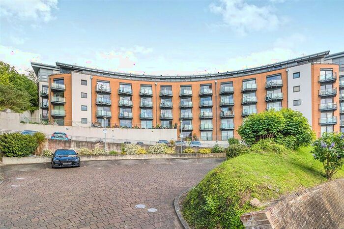 1 Bedroom Flat To Rent In Barrier Road, Chatham, Kent, ME4