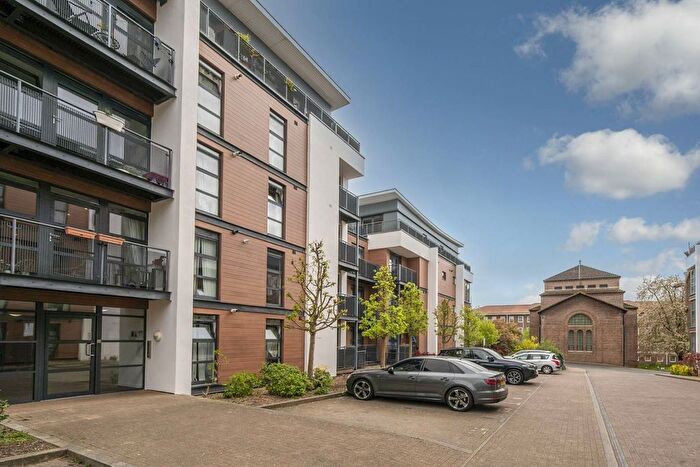 1 Bedroom Flat For Sale In Scott Avenue, Putney, London, SW15
