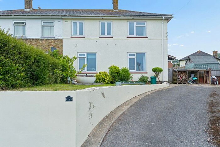 4 Bedroom Semi Detached House For Sale In Selkirk Road, Dover, CT16