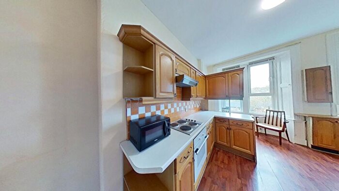 1 Bedroom Flat To Rent In Fergus Drive, Glasgow, G20