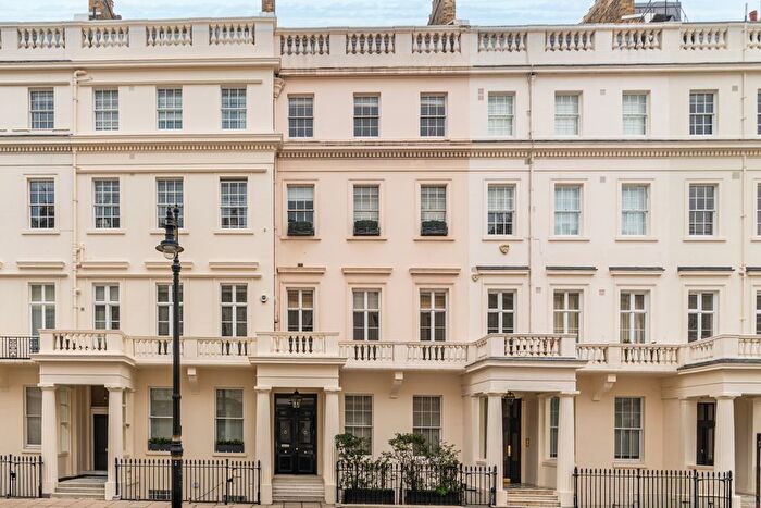 2 Bedroom Flat For Sale In Eaton Place, London, SW1X