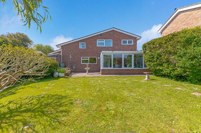 4 Bedroom Detached House For Sale In Mushroom Field, Kingston, BN7