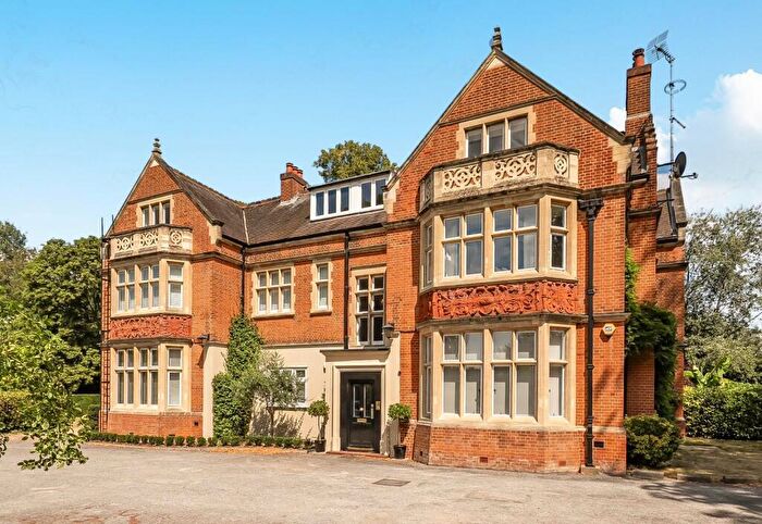 2 Bedroom Apartment For Sale In Maidenhead Road, Windsor, SL4
