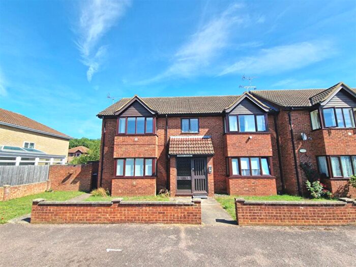 1 Bedroom Apartment For Sale In Jacey Court, Hillgrounds Road, Kempston, Beds, MK42