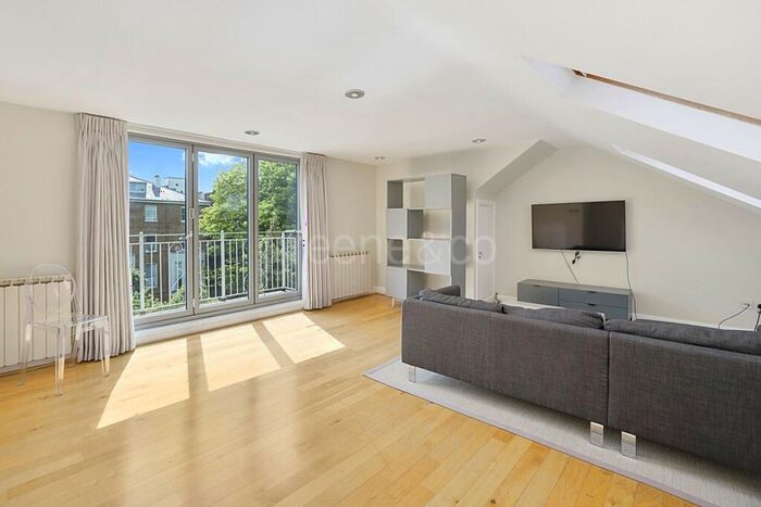 3 Bedroom Duplex To Rent In Howitt Road London, NW3