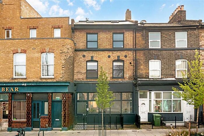 1 Bedroom Flat For Sale In Camberwell Station Road, Camberwell, SE5