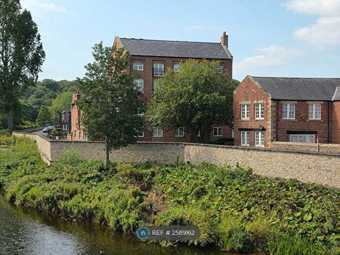2 Bedroom Flat To Rent In Olivers Mill, Morpeth, NE61