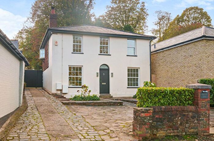 4 Bedroom Detached House For Sale In Harrow Road, Knockholt, Sevenoaks, TN14