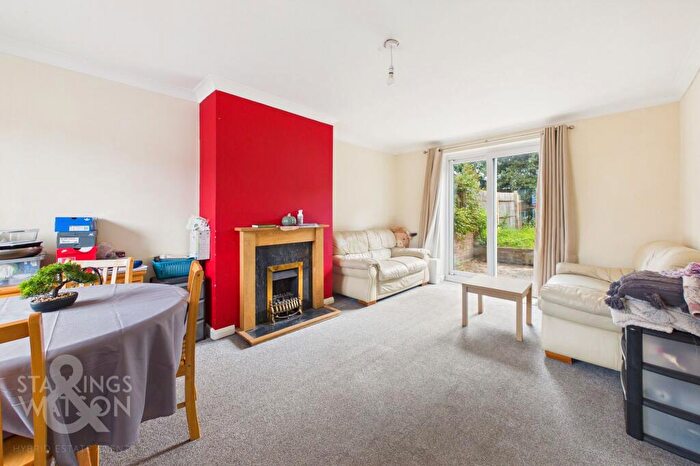 3 Bedroom Semi-Detached House For Sale In Clarkson Road, North Earlham, Norwich, NR5