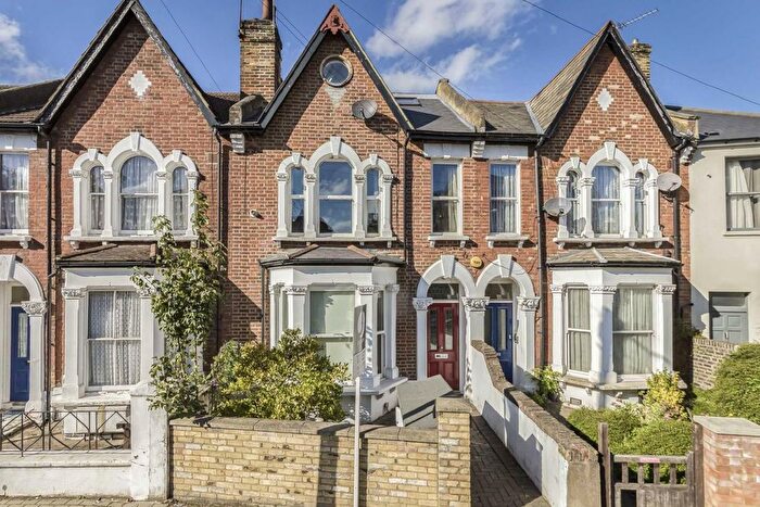 1 Bedroom Flat For Sale In Summerley Street, Earlsfield, SW18