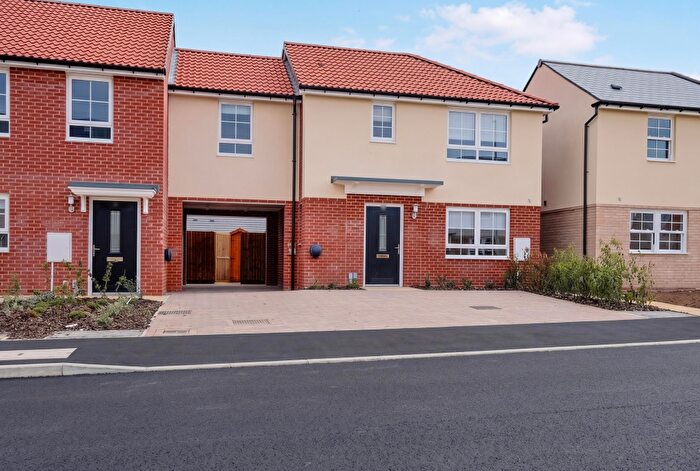 3 Bedroom House To Rent In Skelton Way, Thurston, Bury St Edmunds, IP31