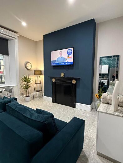 1 Bedroom Flat To Rent In Langsett Road, Sheffield, S6