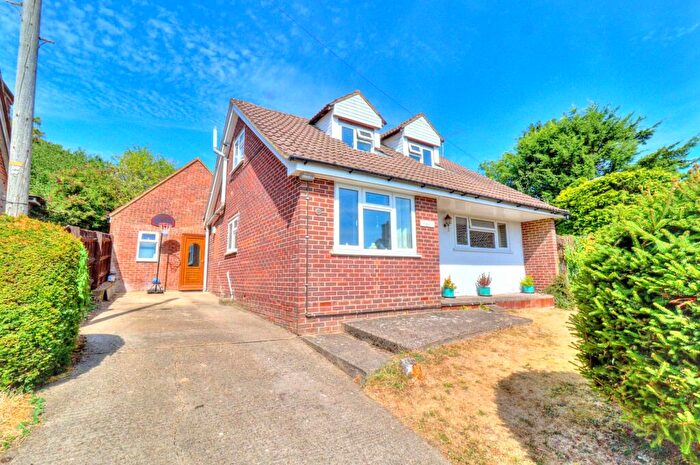 5 Bedroom Detached Bungalow For Sale In Virginia Gardens, Bledlow Ridge, HP14