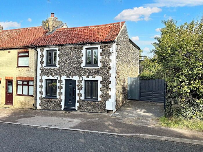 3 Bedroom Terraced House For Sale In Collins Hill, Fordham, Ely, CB7