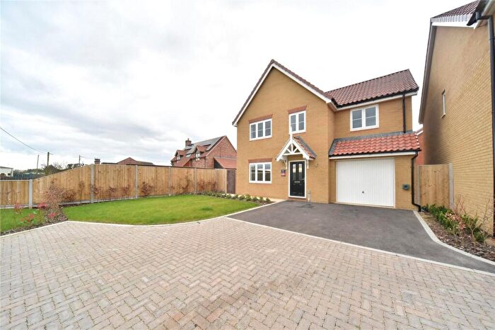 4 Bedroom Detached House To Rent In Vickers Road, Beck Row, Bury St. Edmunds, Suffolk, IP28