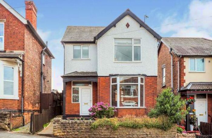 3 Bedroom House To Rent In St. Bartholomews Road, Nottingham, NG3