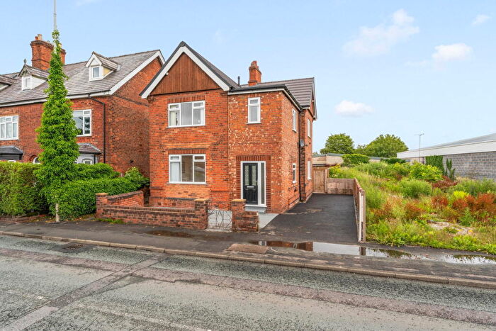 3 Bedroom Detached House For Sale In Middlewich Road, Northwich, CW9