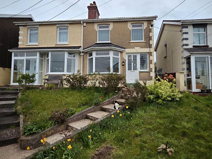2 Bedroom Semi-Detached House For Sale In Pontarddulais, SA4
