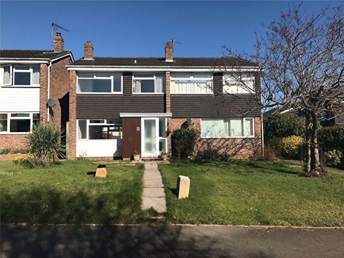 3 Bedroom Semi-detached House To Rent In Chelwood Drive, Taunton, TA1