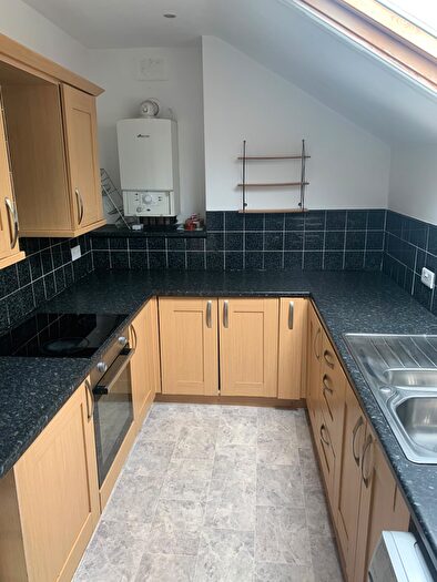 2 Bedroom Flat To Rent In Croxteth Grove, Liverpool, L8